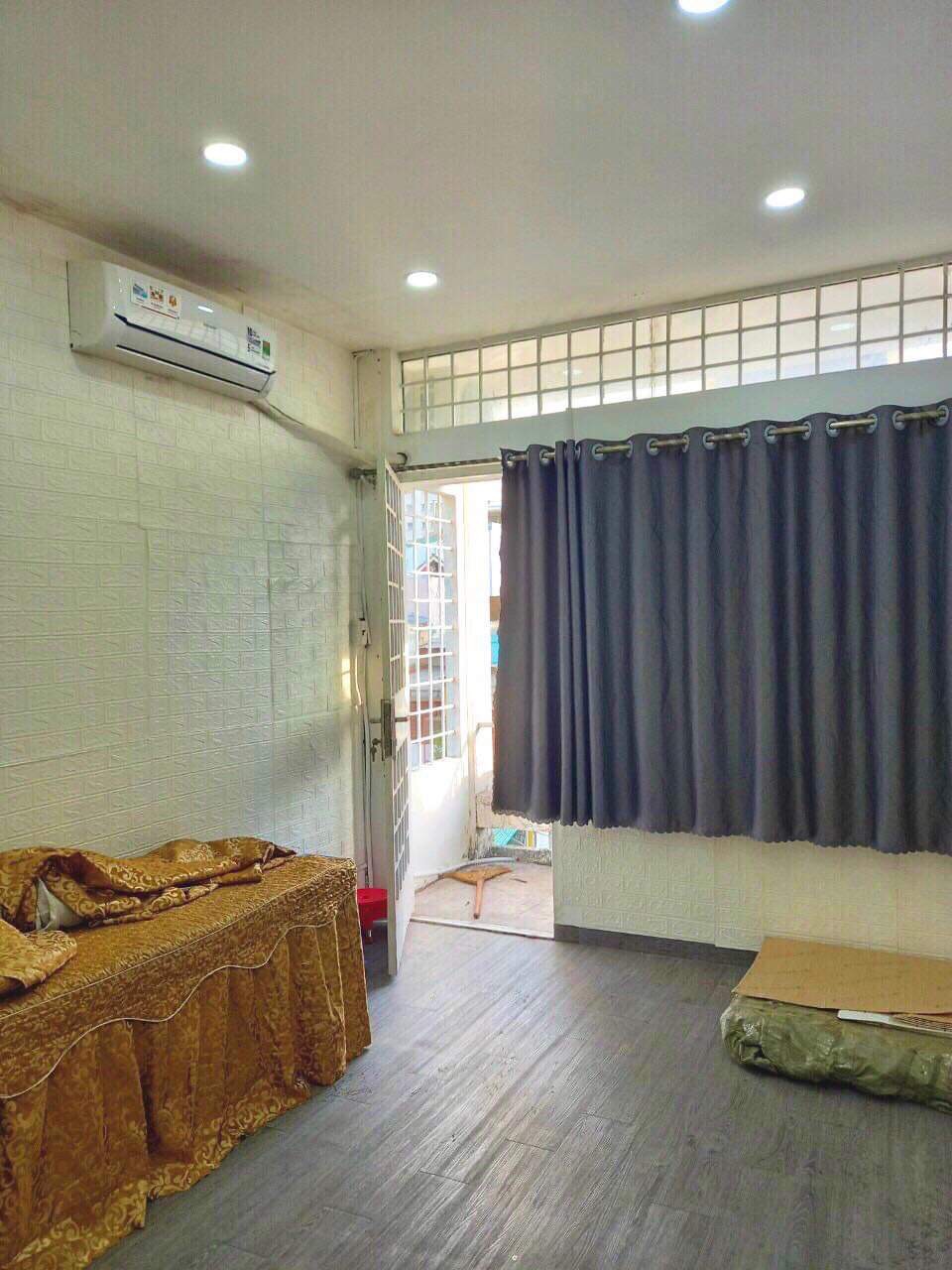 Cho thuê nguyên Căn  MTĐ CAO ĐẠT, Phường 1, Quận 5